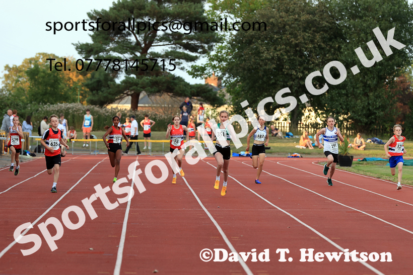 200 metres, 2025 NEGP No 6 Monkton, Wednesday, August 13th.  Photo: David T. Hewitson/Sports for All Pics